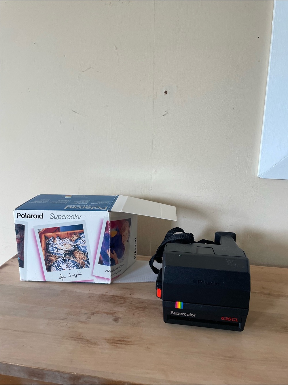 Vintage Polaroid Supercolor 635CL Instant Camera - Black Rainbow with box